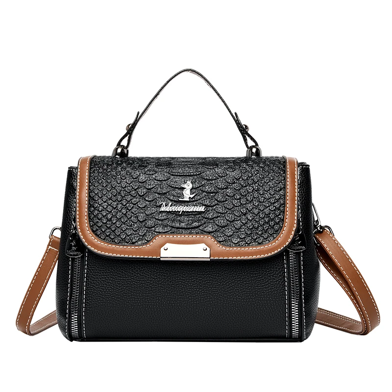 YR067 in Black, handbag, front view